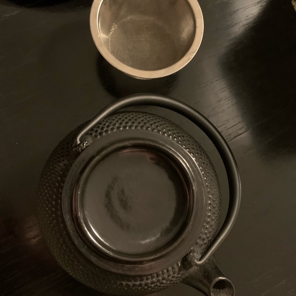 Cast iron teapot with infuser made in Japan BNWOB - Picture 5 of 8
